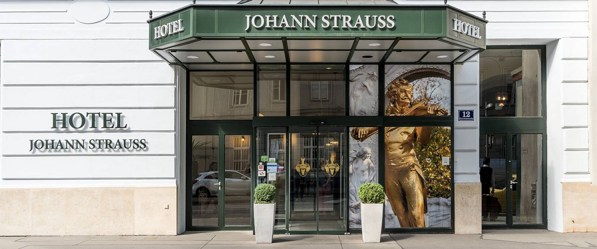 [Translate to Italiano:] Hotel Johann Strauss - Außenansicht